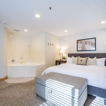 Powder Hound 1 Bedroom Brighton Chalet المظهر الخارجي الصورة