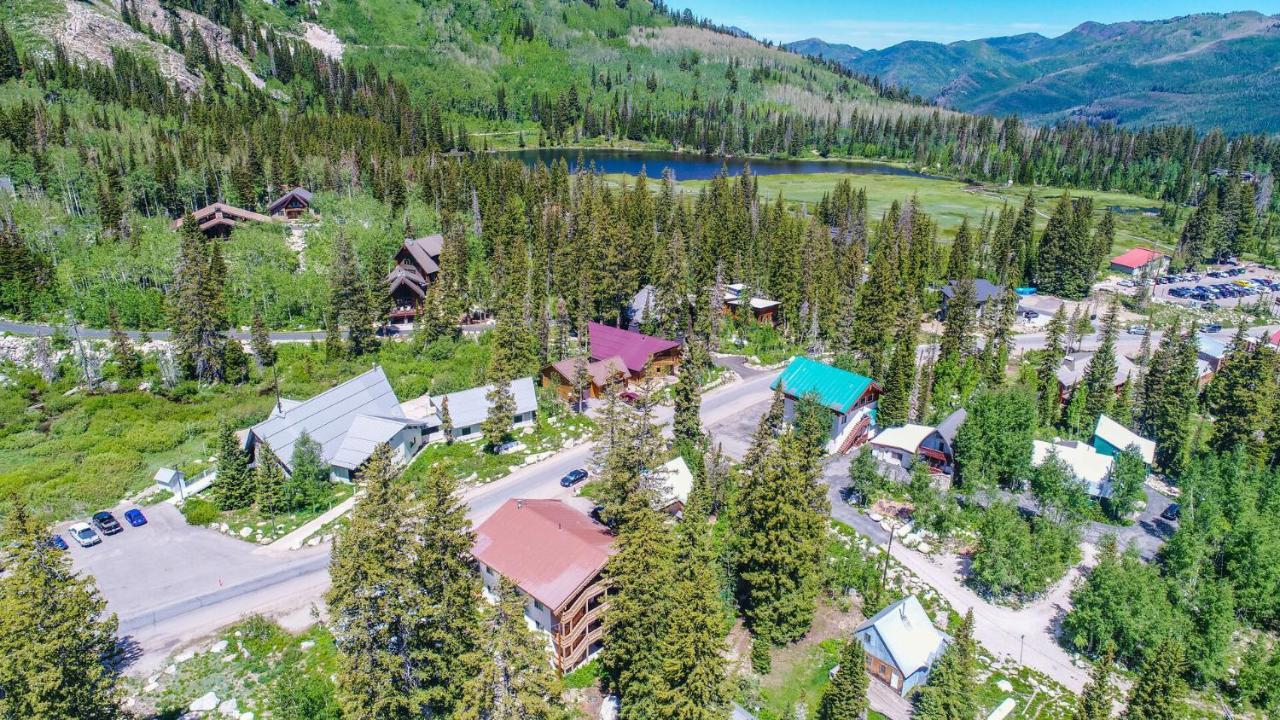 Powder Hound 1 Bedroom Brighton Chalet المظهر الخارجي الصورة