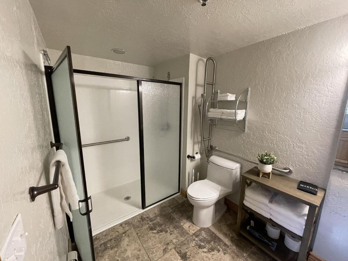 Powder Hound 1 Bedroom Brighton Chalet المظهر الخارجي الصورة